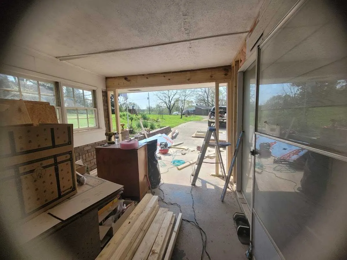 Air movers and dehumidifier for Drying & Dehumidification in Laramie